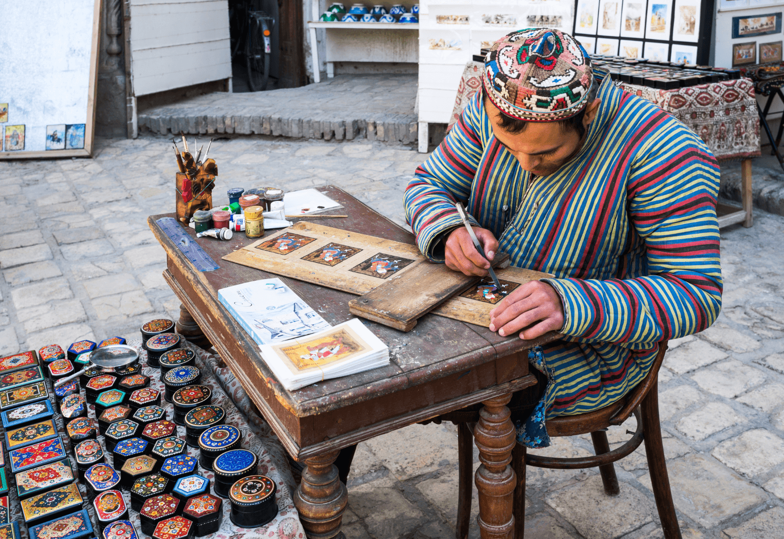 Arts & Crafts